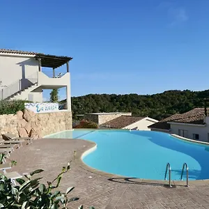  Aparthotel Con Piscina A 4 Km Da Baja Sardinia