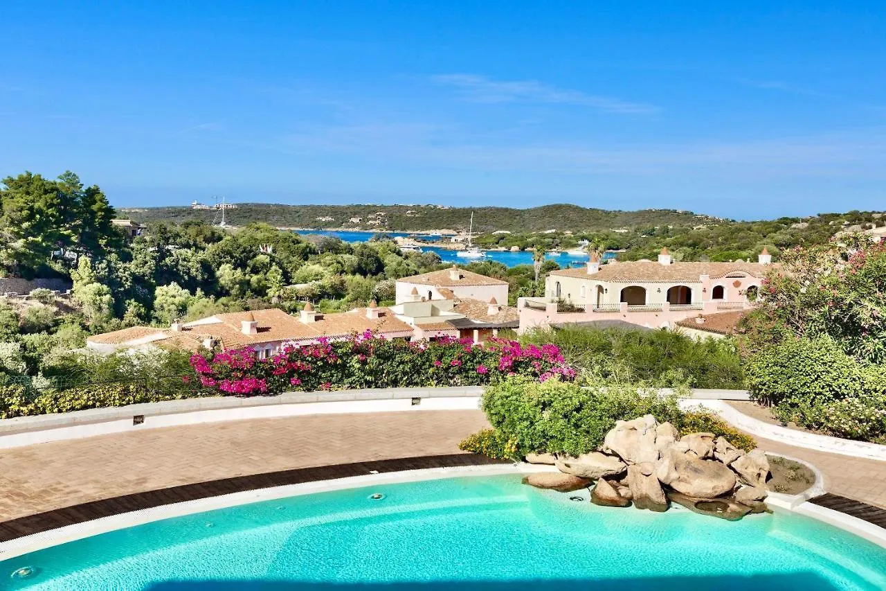 Residence Con Piscina A Liscia Di Vacca, 350 Mt Dal Mare, 3 Km Da Porto Cervo 0*,